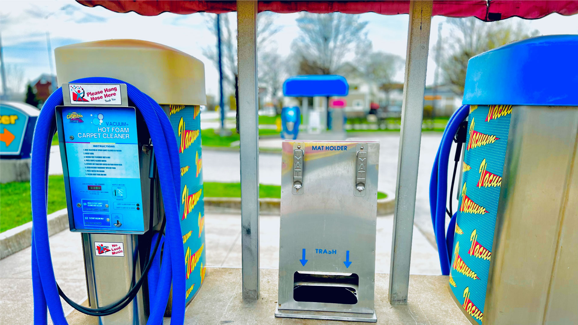 Self service carwash vacuums with crevice tools in London Ontario